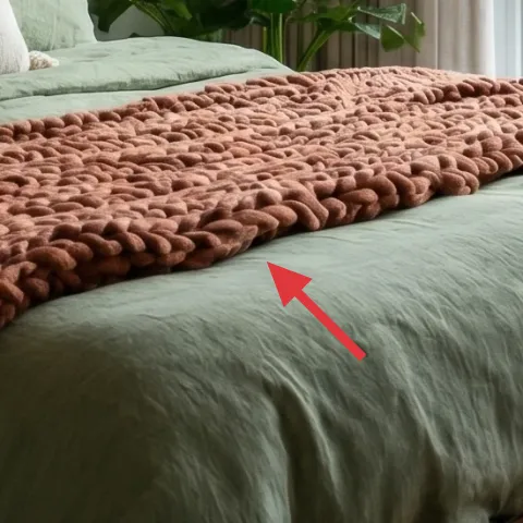 chunky brown throw blanket